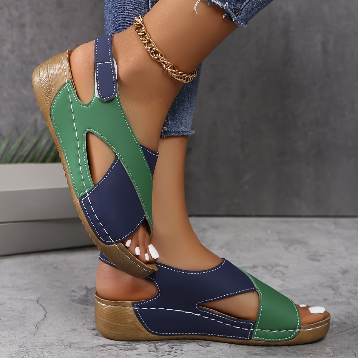 SIGRID | ULTRA-BEQUEME ORTHOPÄDISCHE SANDALE