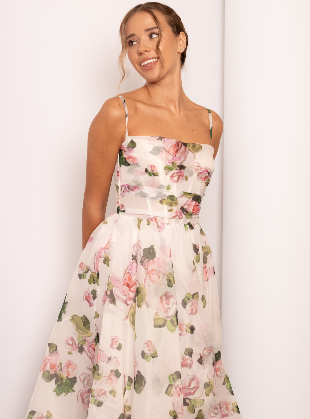THARAH | Luxuriöses trägerloses Kleid