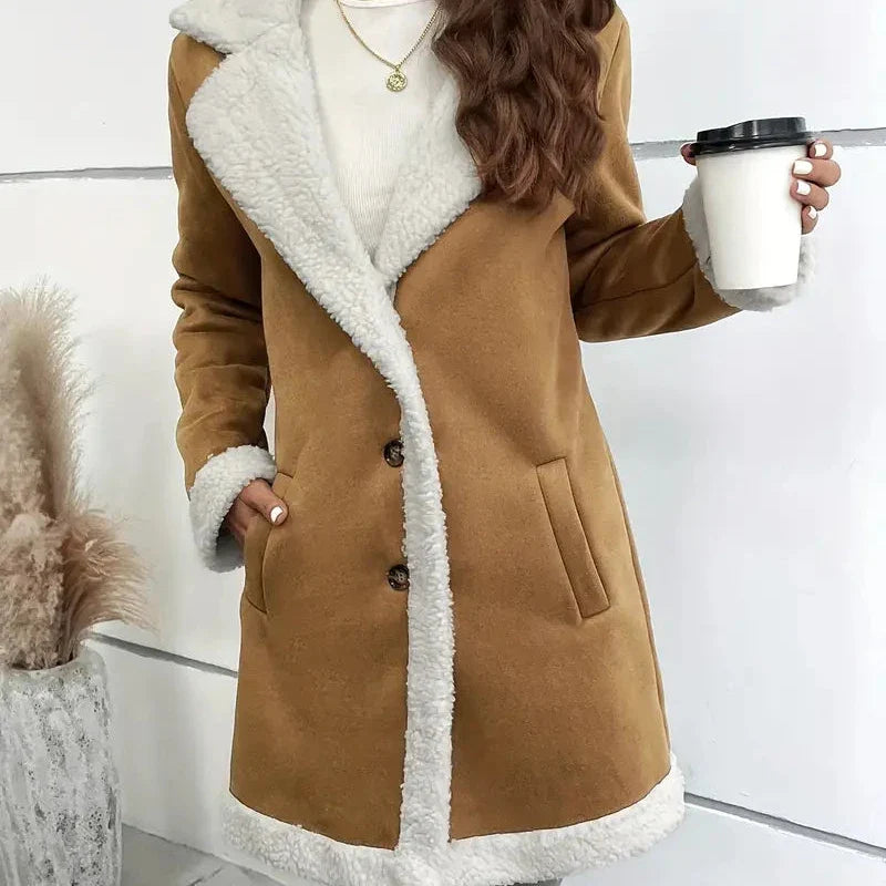 Ellie Sherpa Mantel