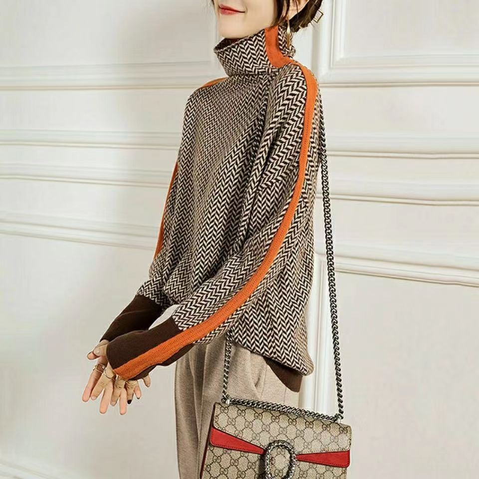 Jess Rollkragenpullover