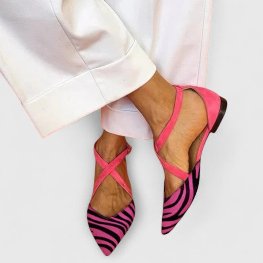 Khreysa | Elegante Ballerina mit Riemchen