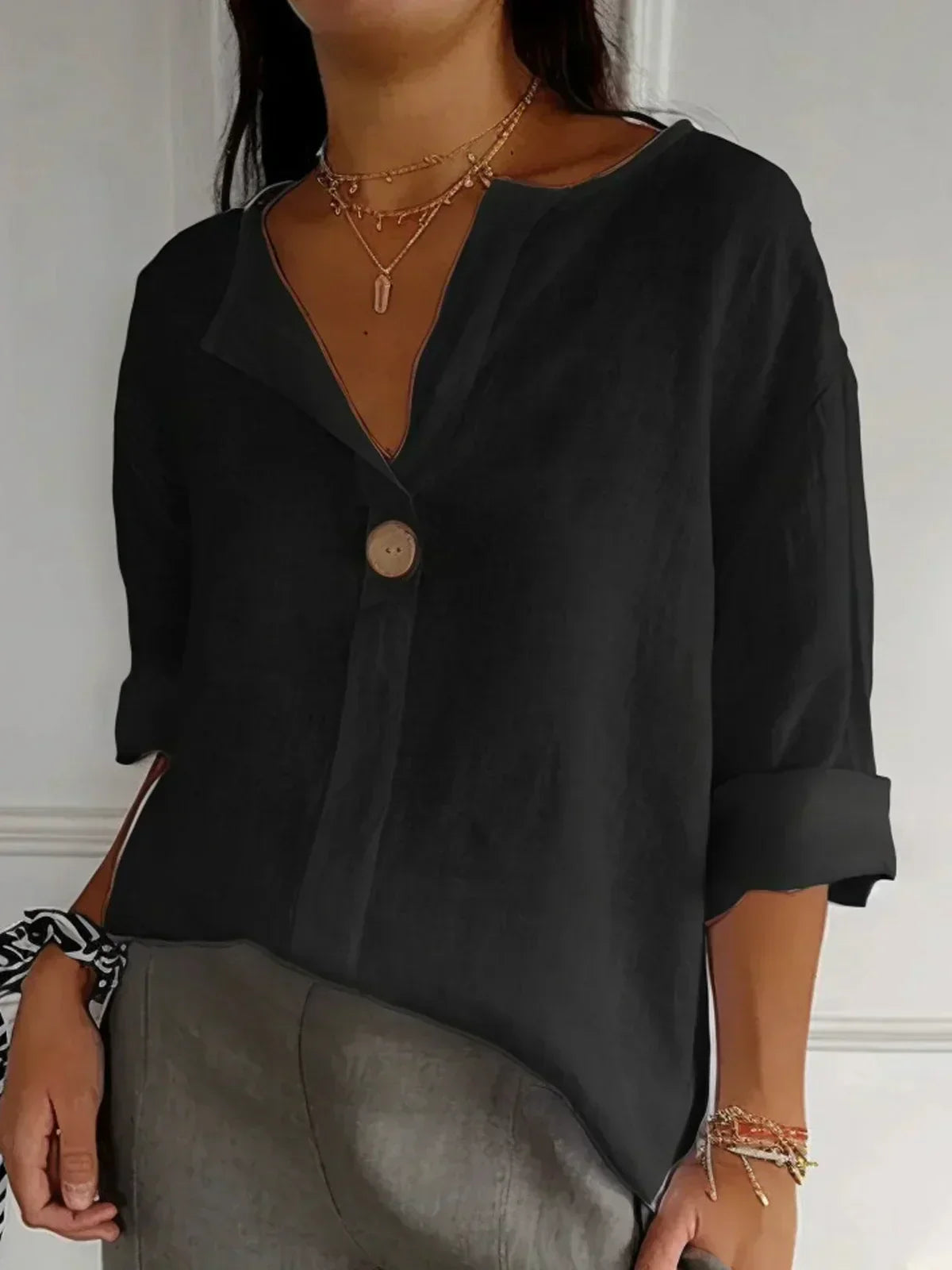 Irina™ | Legere V-Ausschnitt Bluse