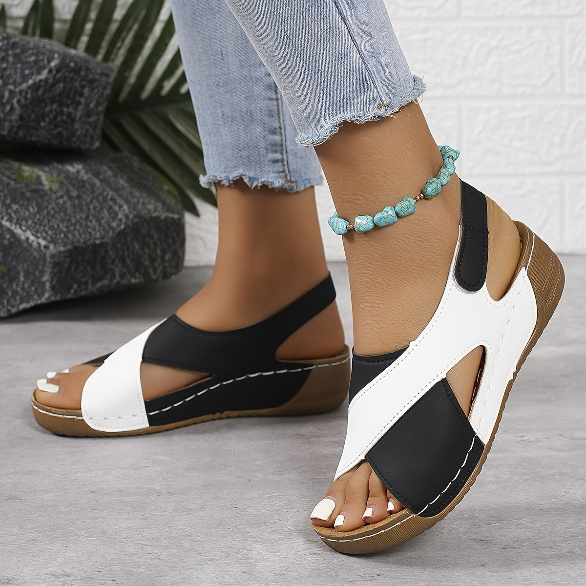 SIGRID | ULTRA-BEQUEME ORTHOPÄDISCHE SANDALE