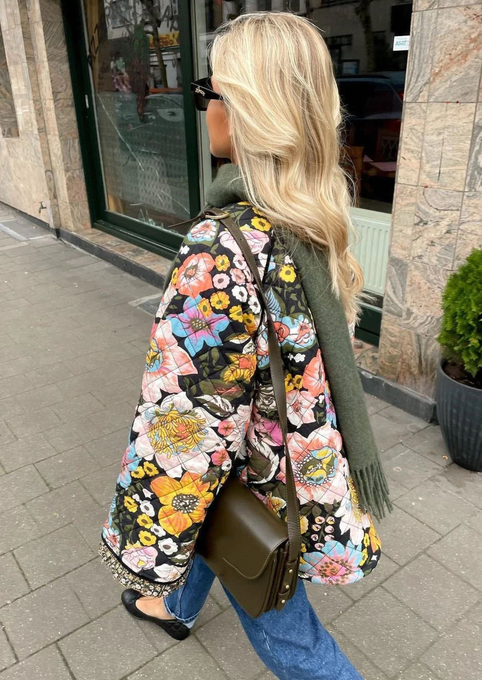 Lala | Jacke im Vintage-Bloom-Stil