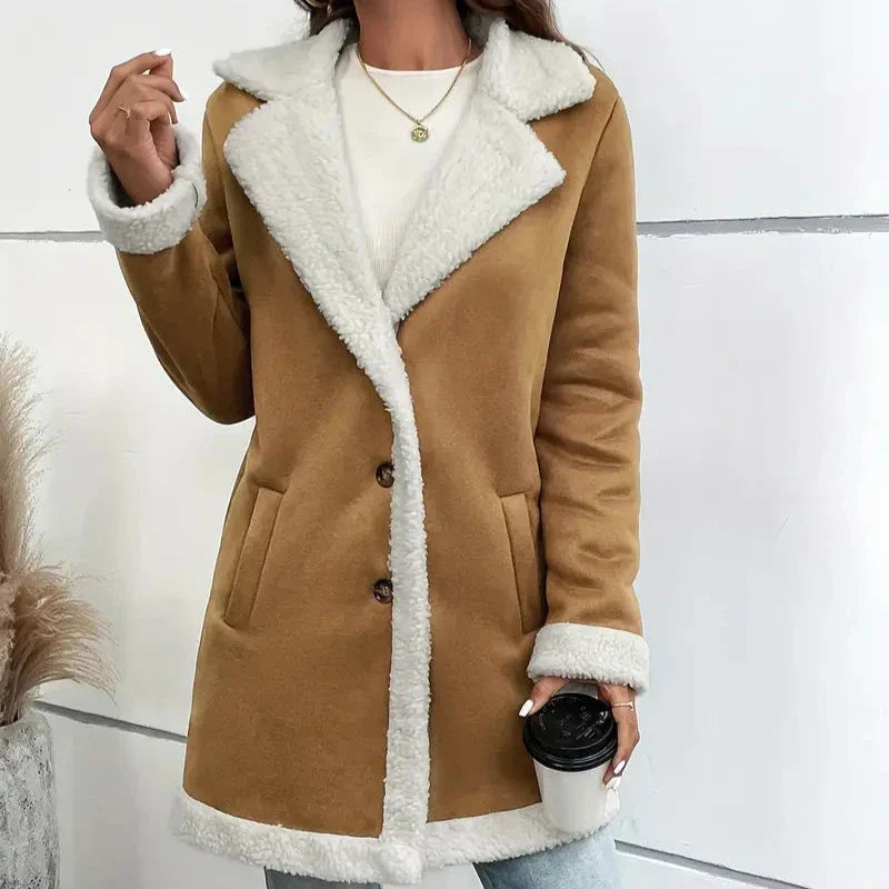 Ellie Sherpa Mantel