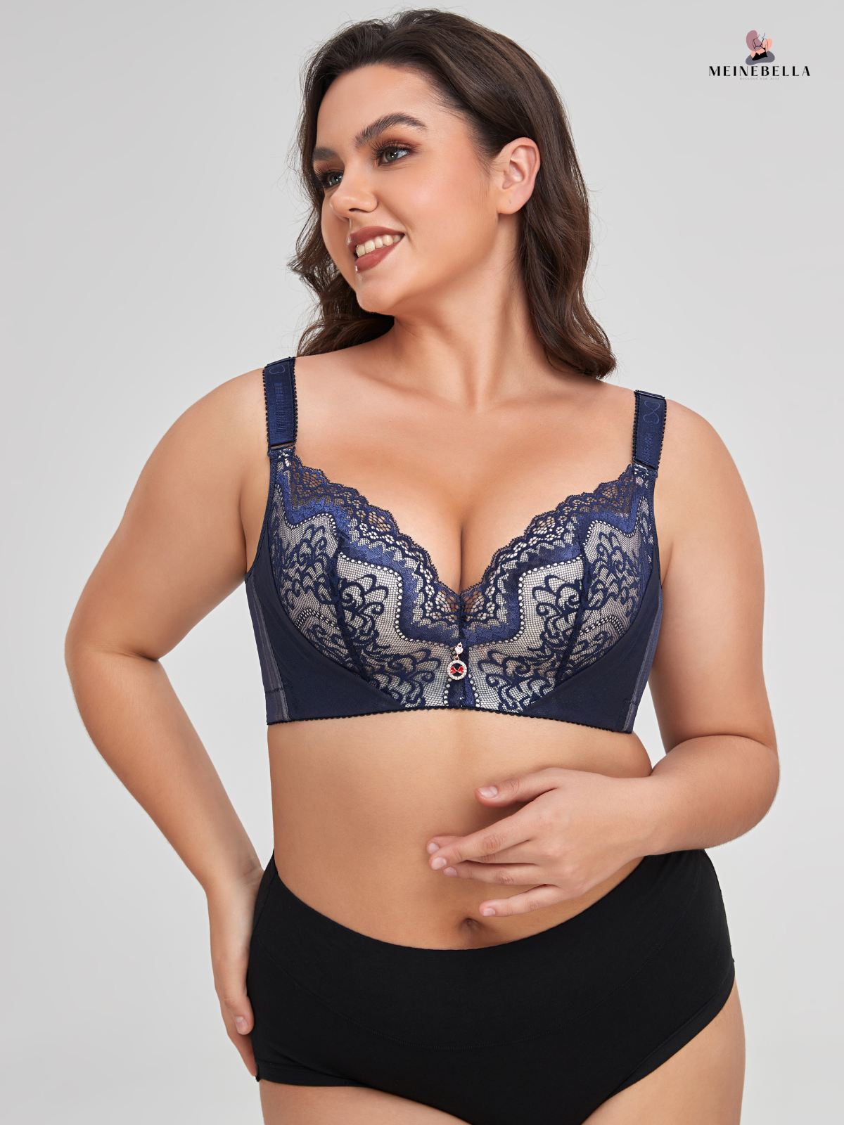 THARAH | Push-Up BH mit Spitze