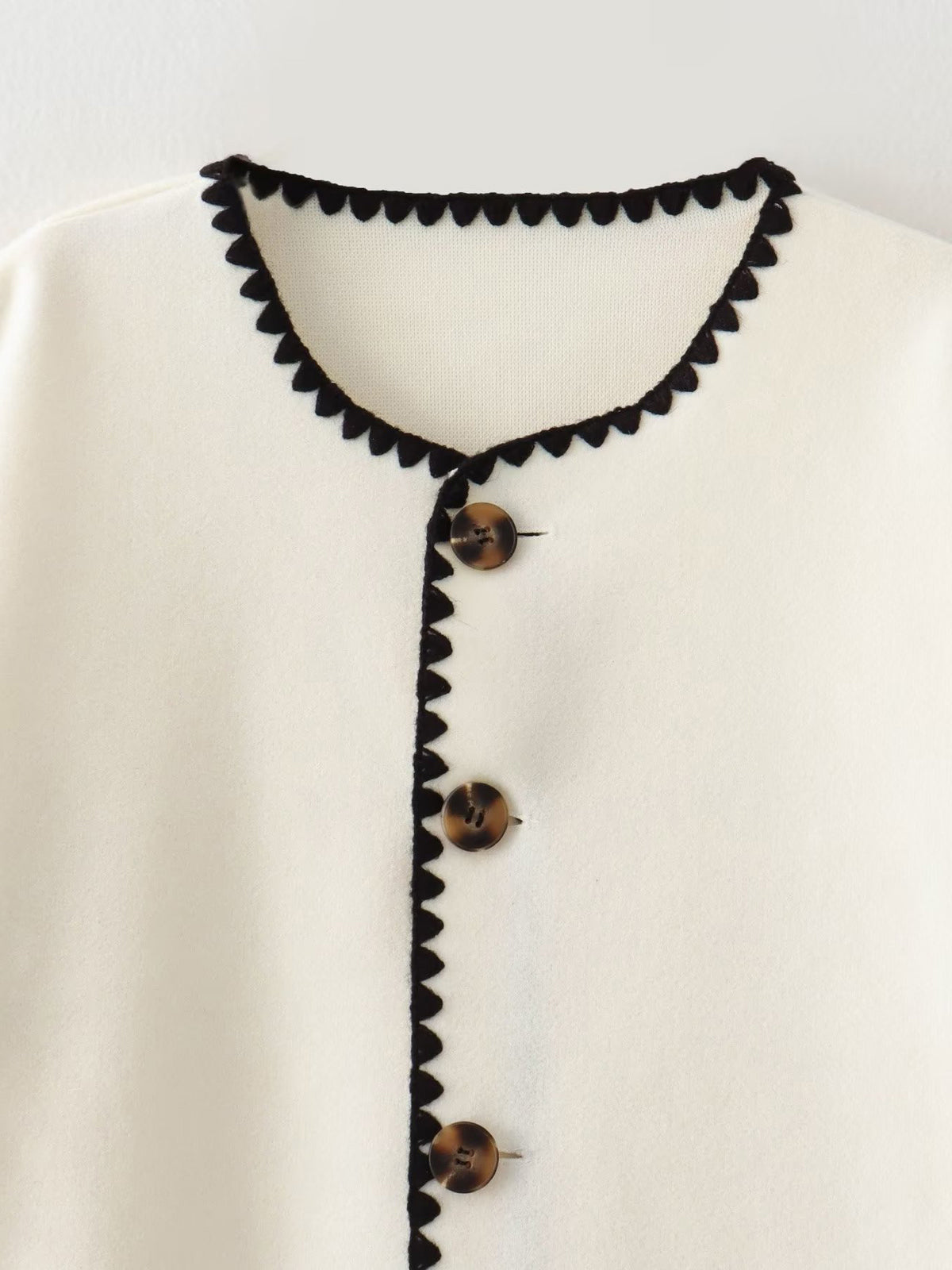ELYRA™ | Elegante Jacke
