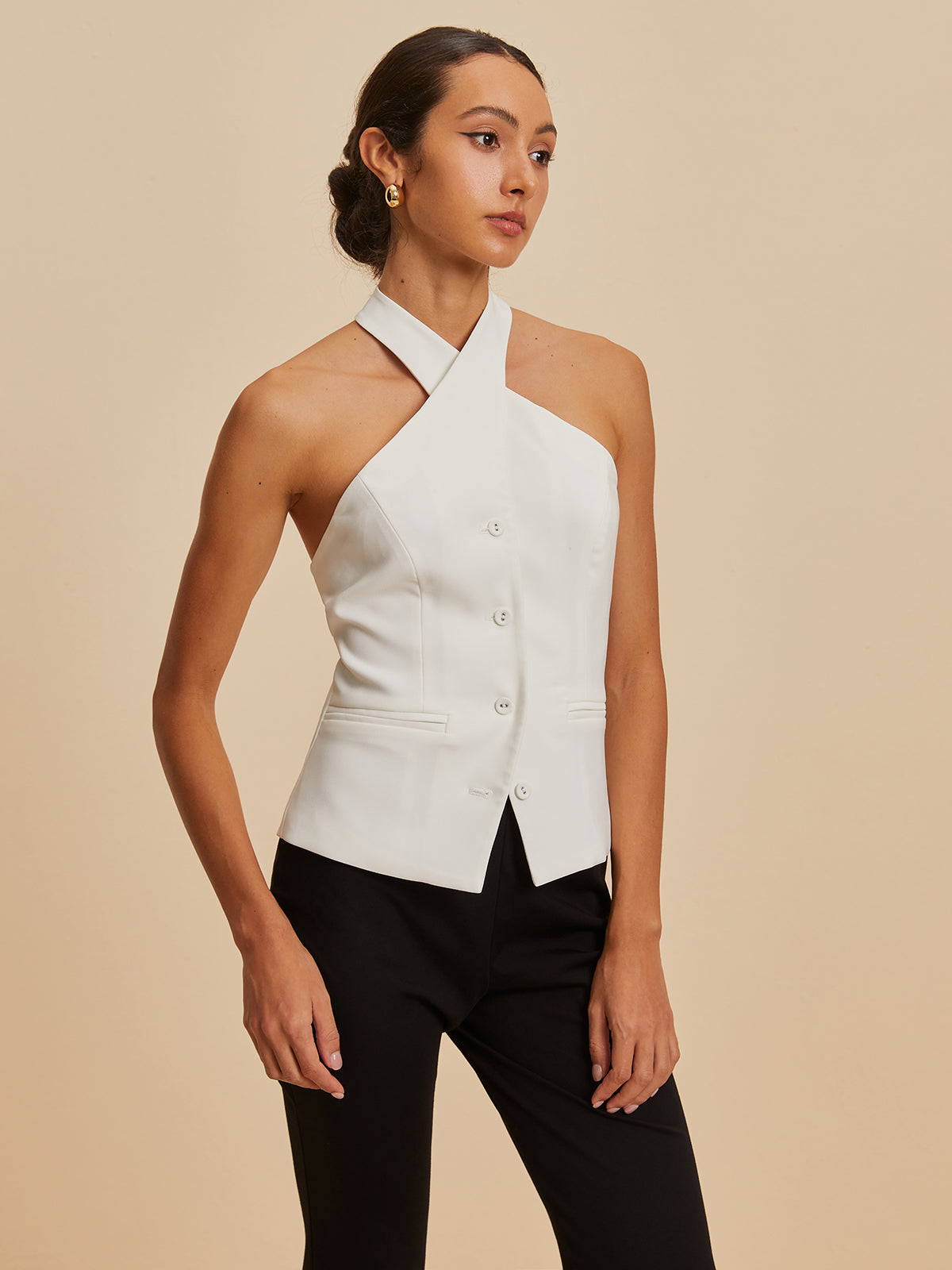 THARAH - Rückenfreies Tank-Top mit Kreuzkragen