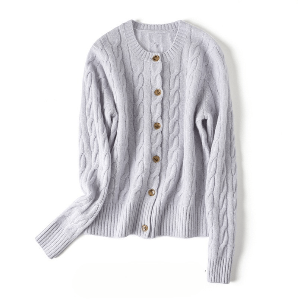 Margaux Bequeme-Strickjacke mit Zopfmuster und Knöpfen