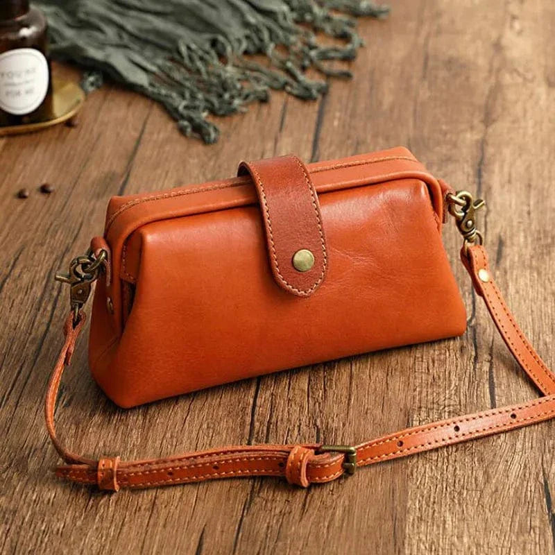 Ivy – Mini-Leder-Crossbody