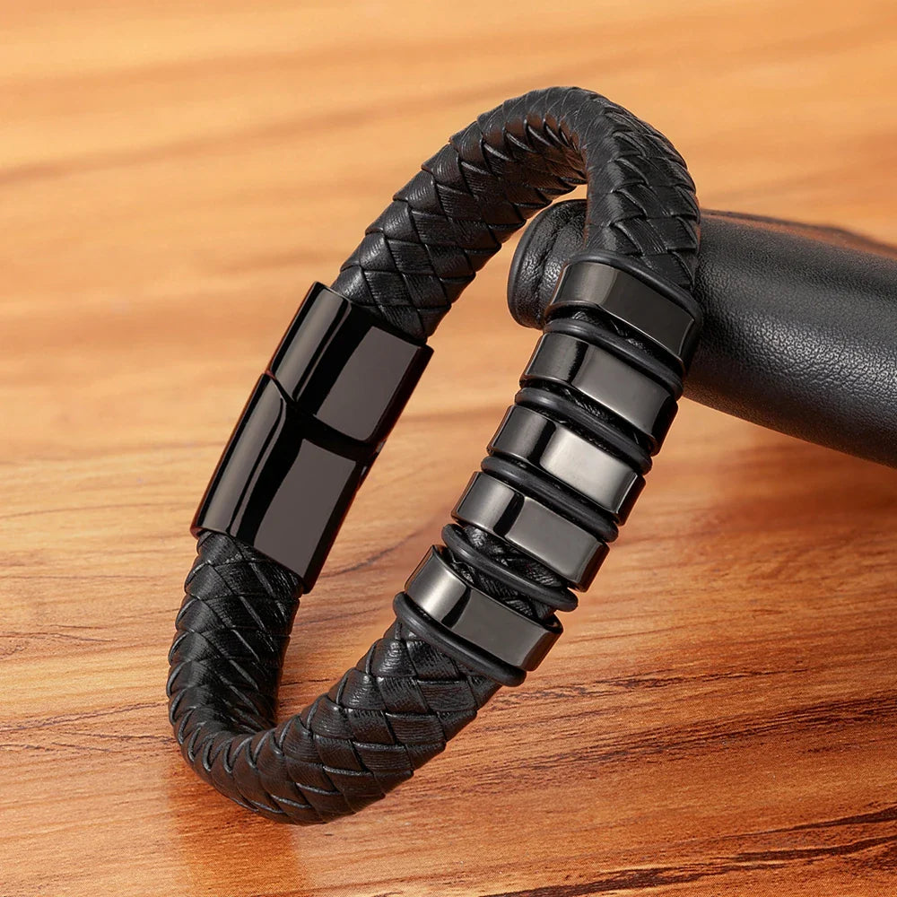 Venetulon Braided Leather Bracelet – Black Rope & Steel Magnetic Clasp for Men