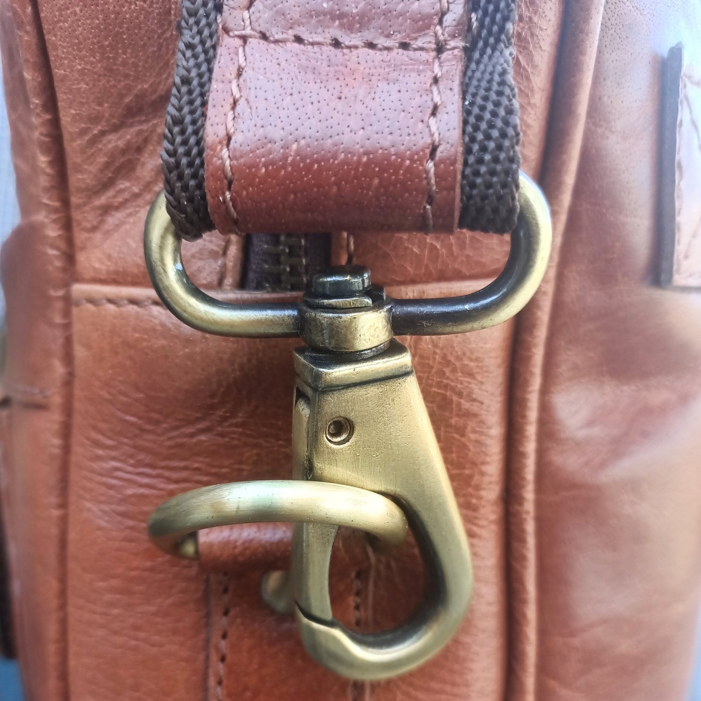Helle Braune Leder Laptop Tasche