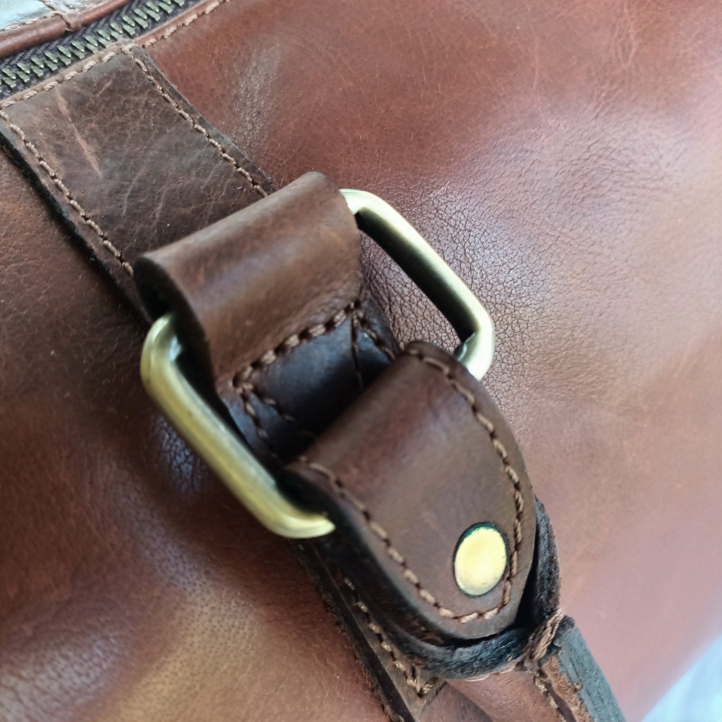 Hellbraune Leder-Duffel-Tasche