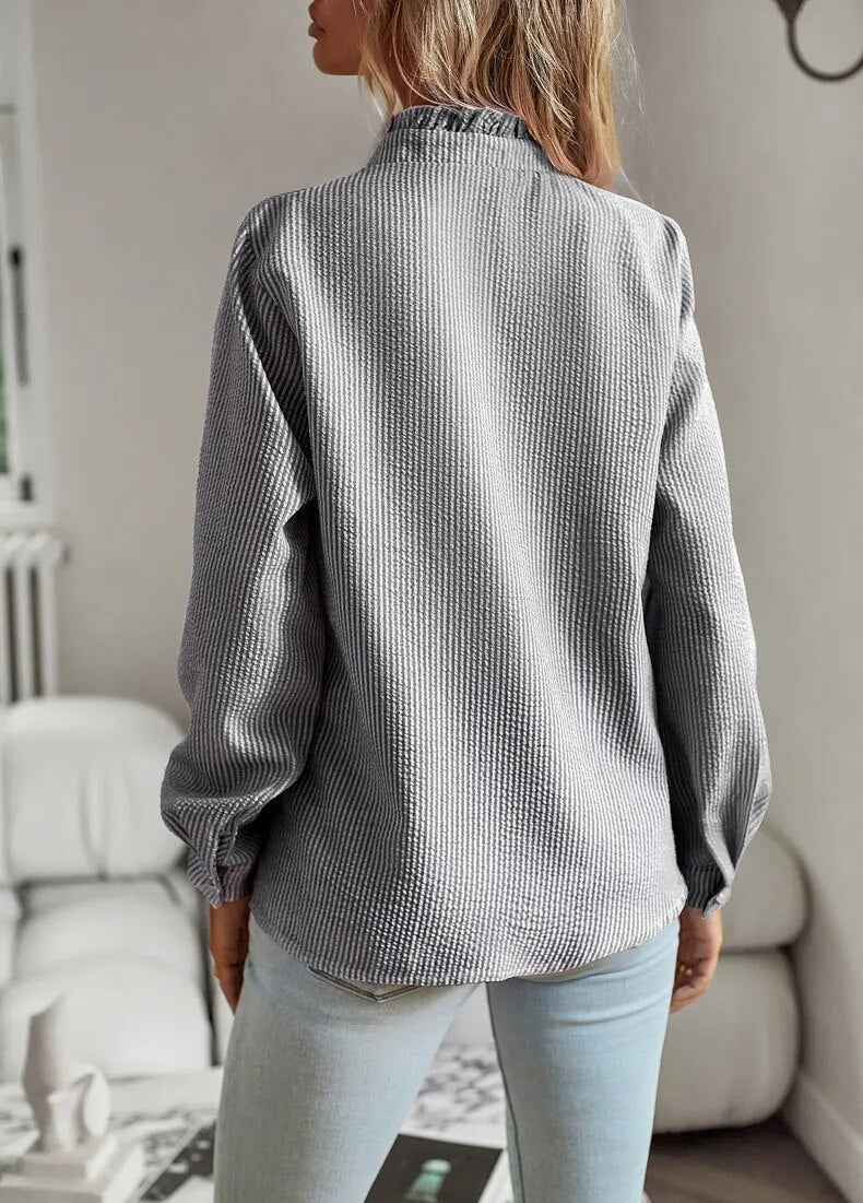 Alice | Geraffte Bluse mit Knopfleiste