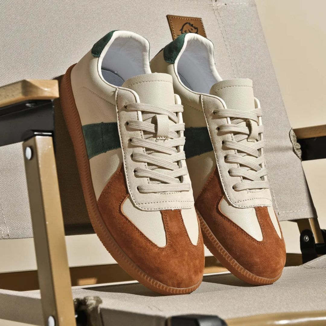 Klassische Low-Top-Sneaker