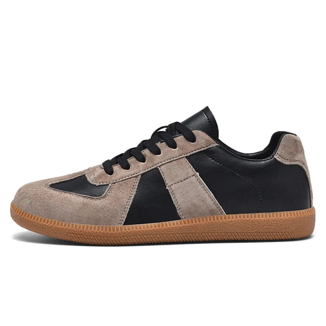 Klassische Low-Top-Sneaker