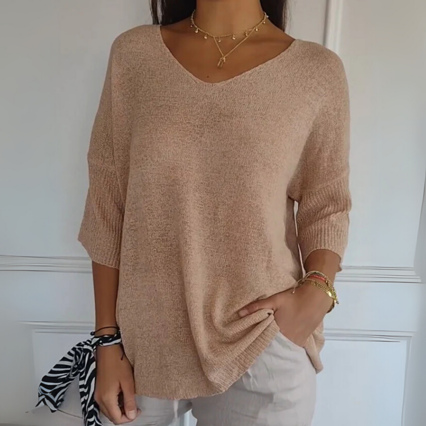 Aida | Leichtes Hemd mit V-Ausschnitt