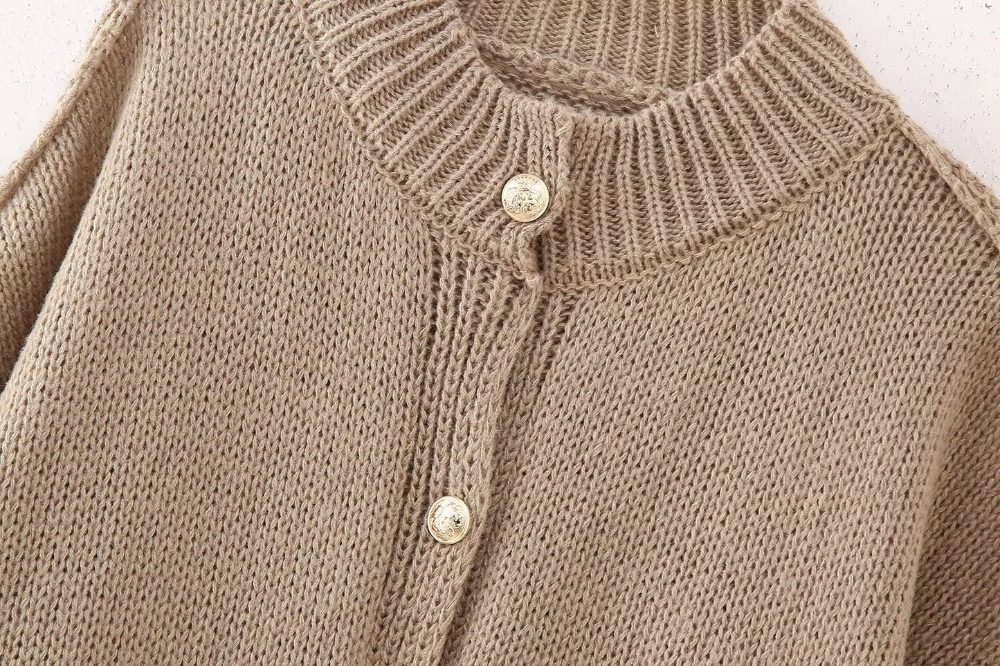 Petty | Rundhals Gestrickter Cardigan