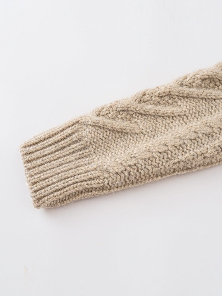 Vivienne Bequeme-Pullover mit Zopfmuster und Rundhalsausschnitt