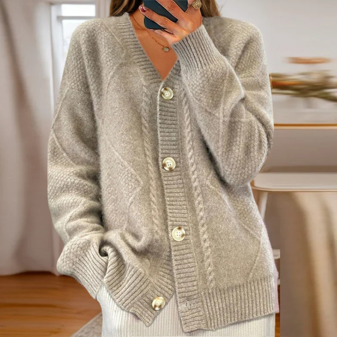 Lila | Kuscheliger Zopfmuster-Cardigan