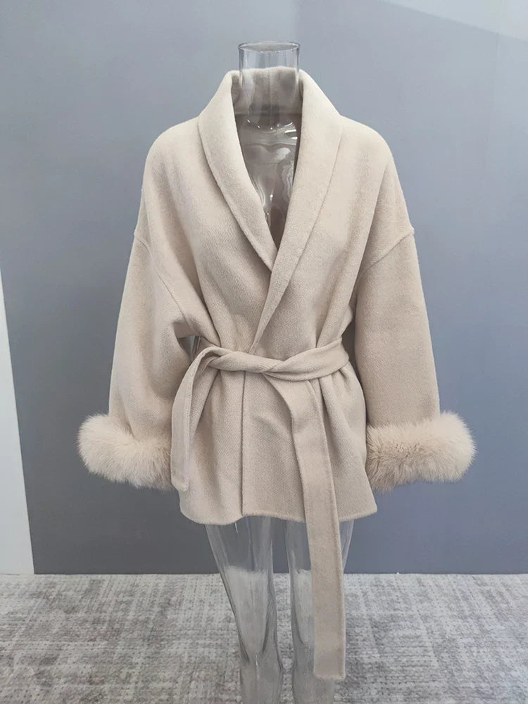 Mystique & Co™ Eleganter Wollmantel