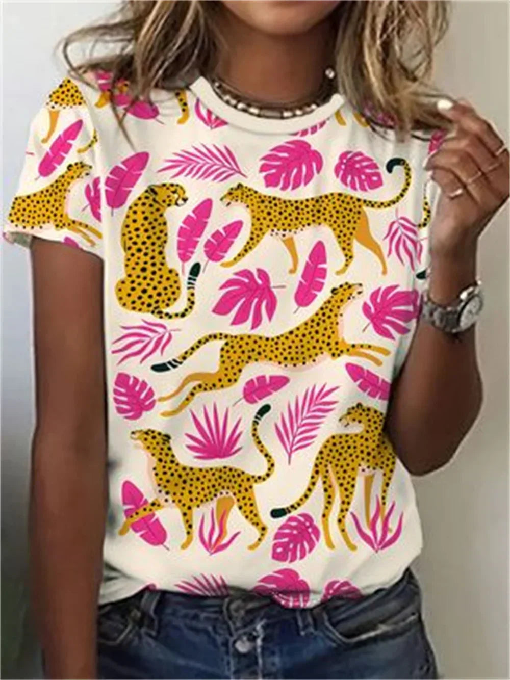 Avrille | Stilvolles T-Shirt mit Hundemotiv