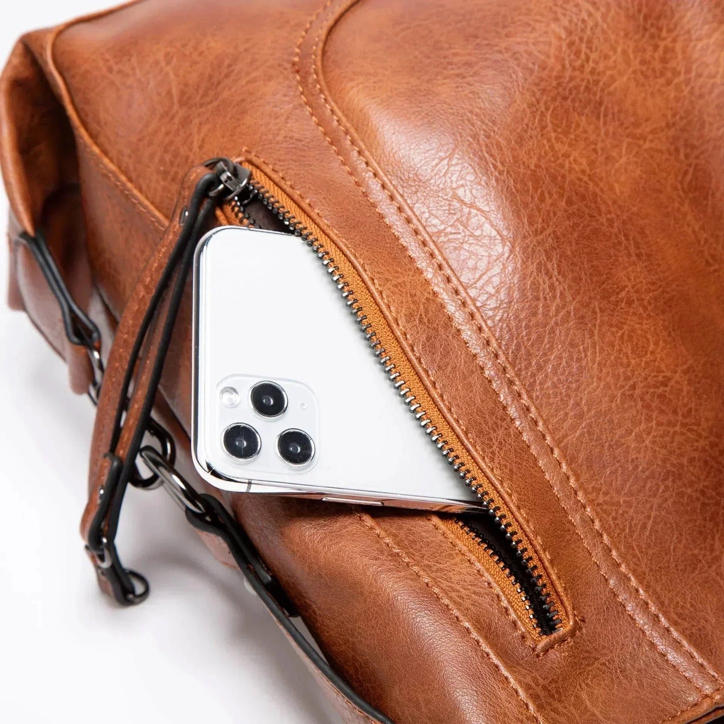 Nora – Alltagstaugliche Ledertasche
