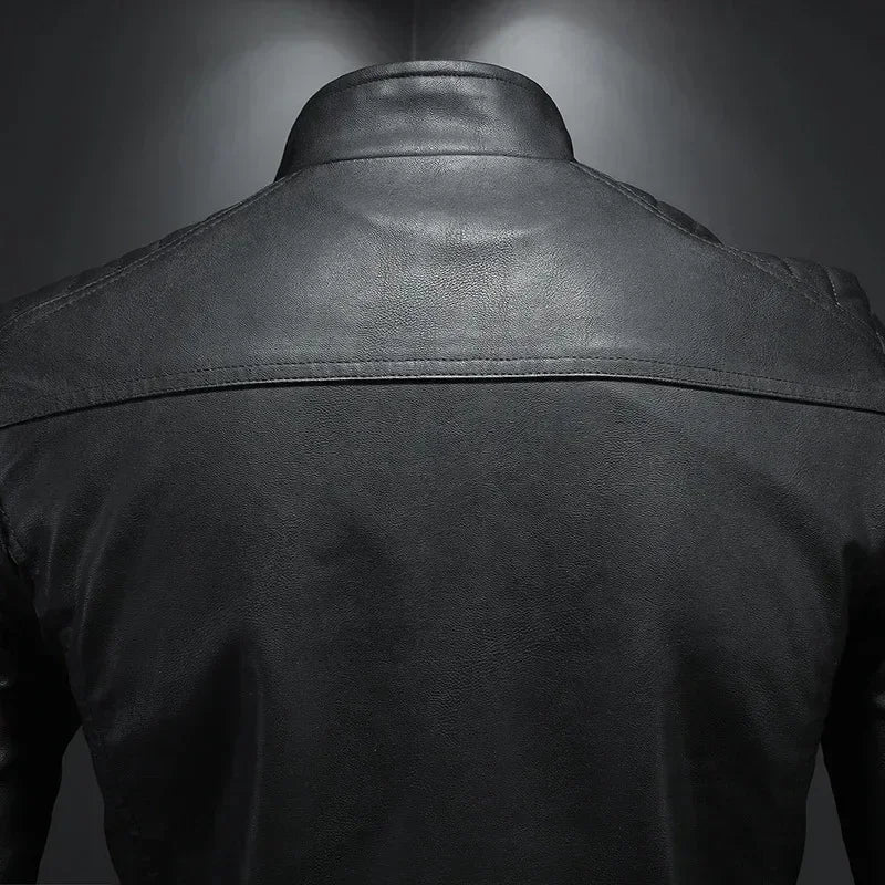 Nero™ Klassisch – Schwarze PU-Lederjacke mit zeitlosem Schnitt