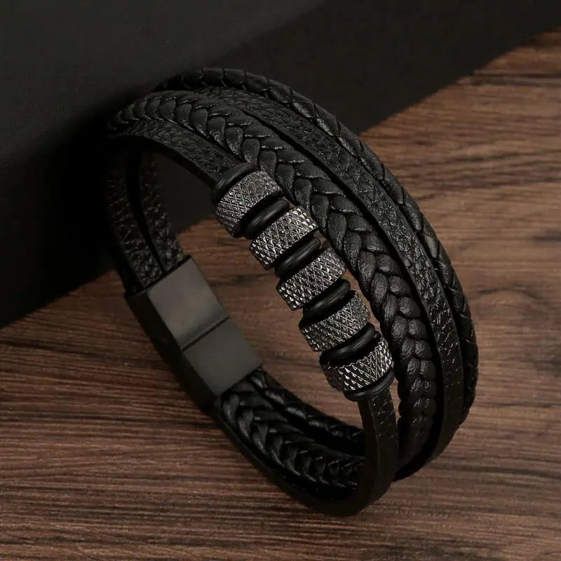 Gramado Klassisches Geflochtenes Lederarmband – Mehrlagiges Modeaccessoire für Herren