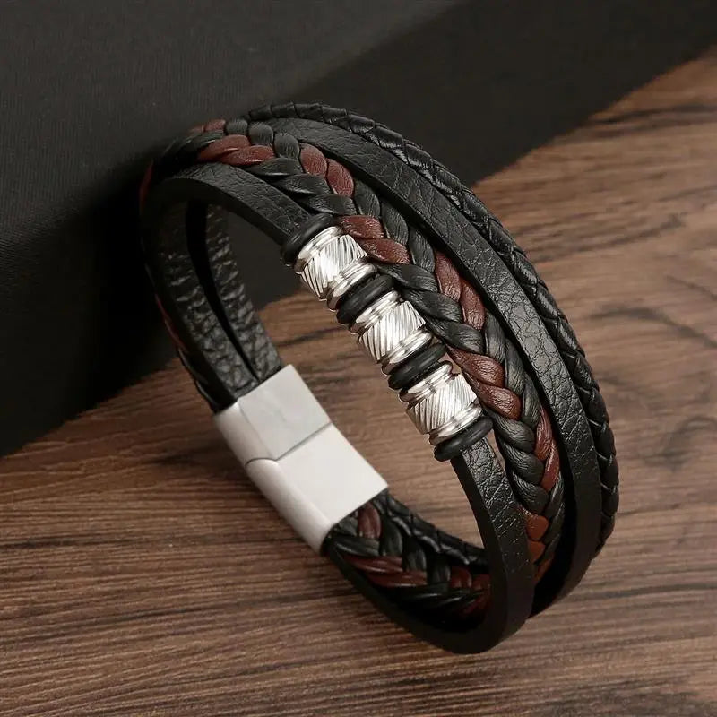 Gramado Klassisches Geflochtenes Lederarmband – Mehrlagiges Modeaccessoire für Herren
