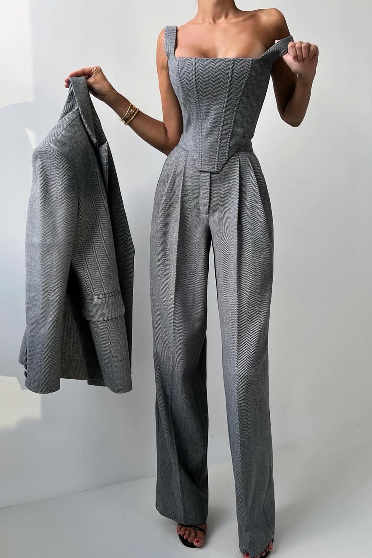 THARAH - Dreiteiliges Set mit doppelreihigem Blazer