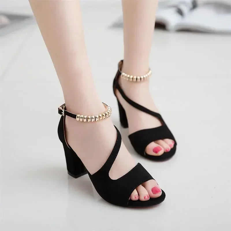 PETRA - Elegante Blockabsatz-Sandalen mit Goldakzent