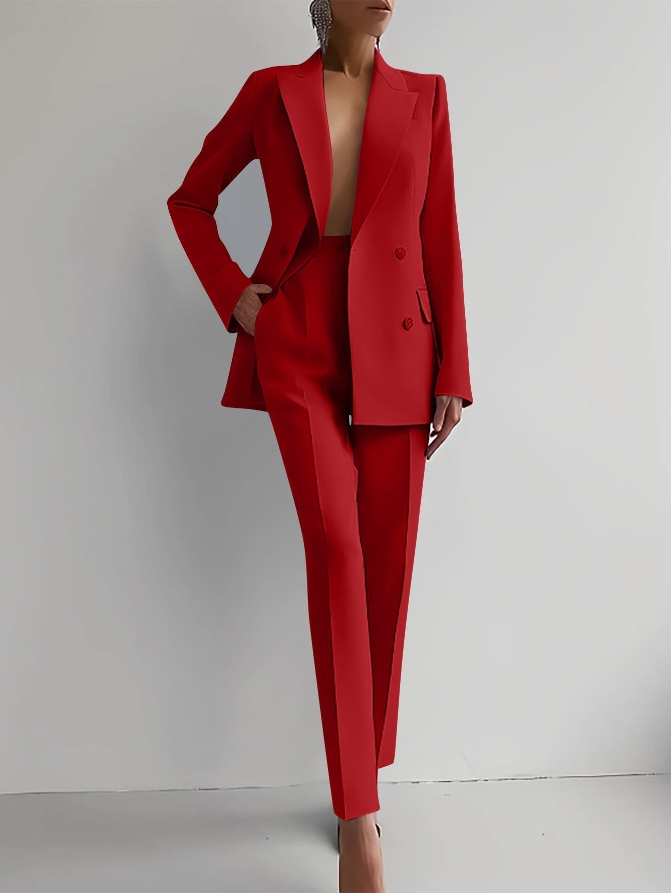 VICTORIA™ | Eleganter, maßgeschneiderter Anzug