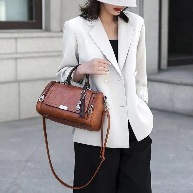 Stella – Leder-Schultertasche