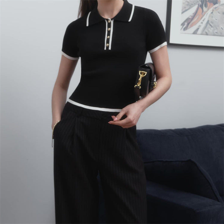 Knopfdetaillierte Strickbluse