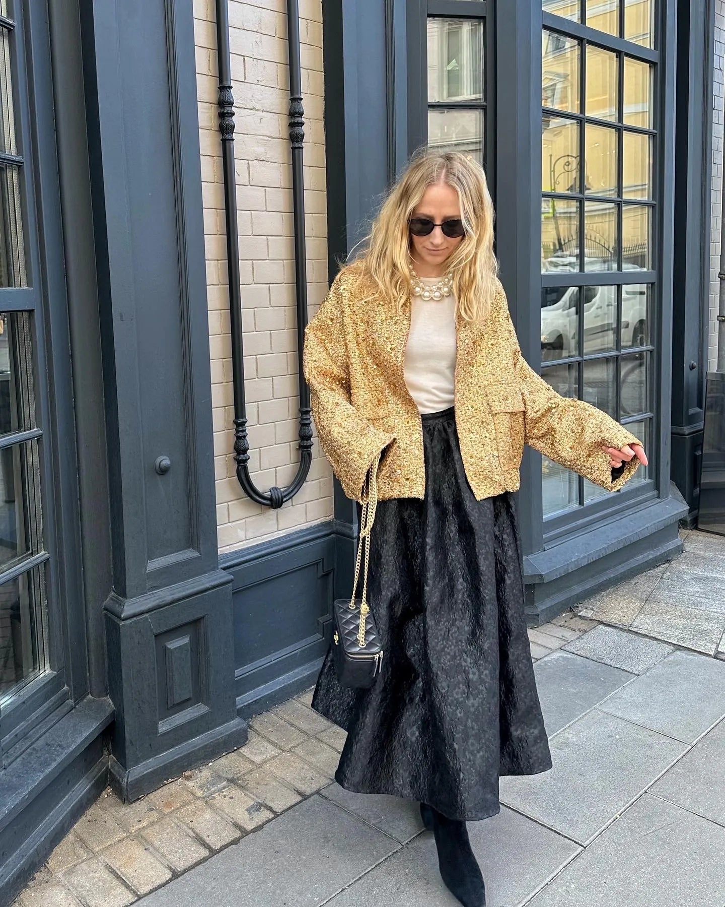 Eva | Jacke mit Perlenrand