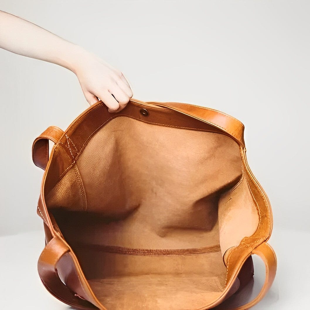 Elara – Retro-Ledertasche