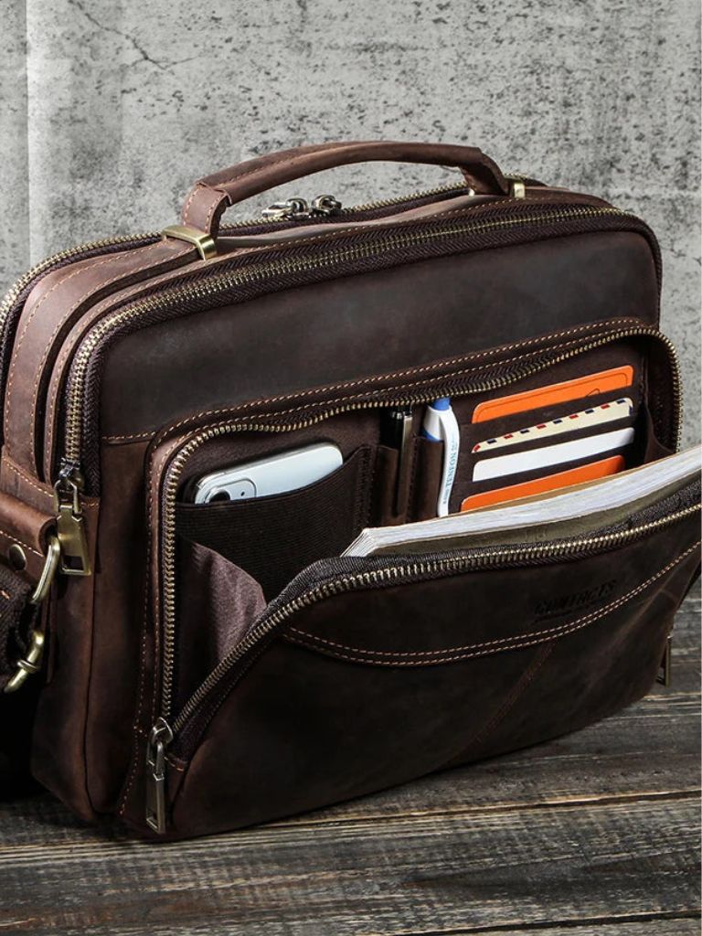 Logan Casual Crossbody - Kreuz & Krone