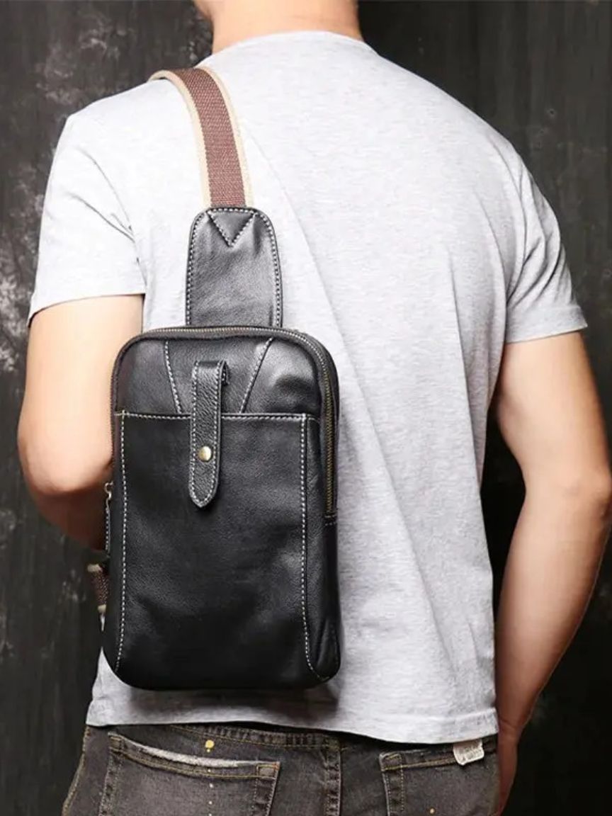 Minimalistische Leder-Schultertasche - Kreuz & Krone