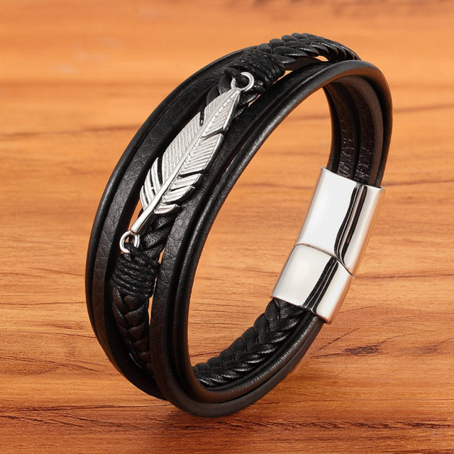 Elfih Feder-Lederarmband – Mehrlagiges Edelstahl-Accessoire für Herren