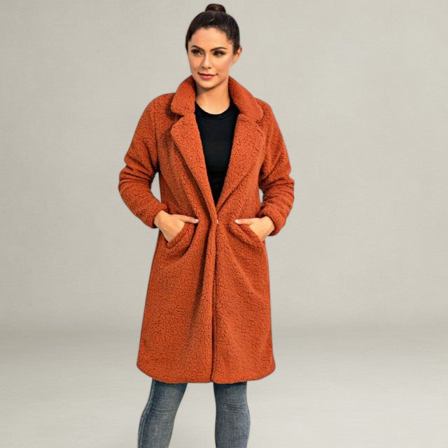 Monelle™ | Vicky Teddy-Mantel