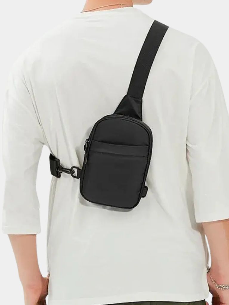 Kleine Essential Brusttasche - Kreuz & Krone