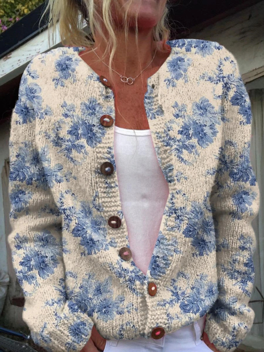 Damen-Strickjacke mit hübschem Blumenmuster und Knopfleiste