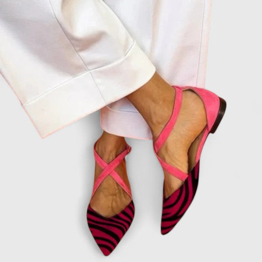 Khreysa | Elegante Ballerina mit Riemchen