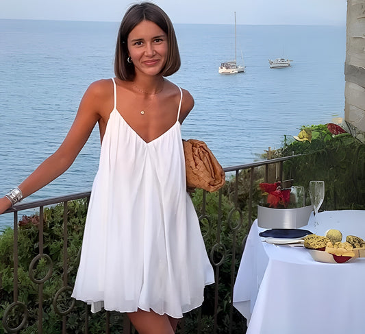Mio™ | Elegantes Minikleid mit offenem Rücken