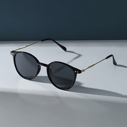 METAL – Elegante Brille