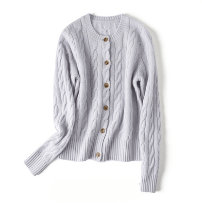 Margaux Bequeme-Strickjacke mit Zopfmuster und Knöpfen