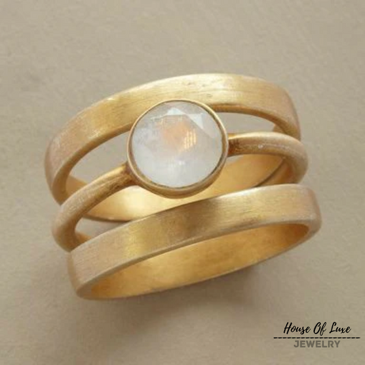 Vintage Gold Mondstein Ring