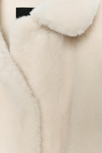 Mystique & Co™ Gürteljacke aus Kunstfell