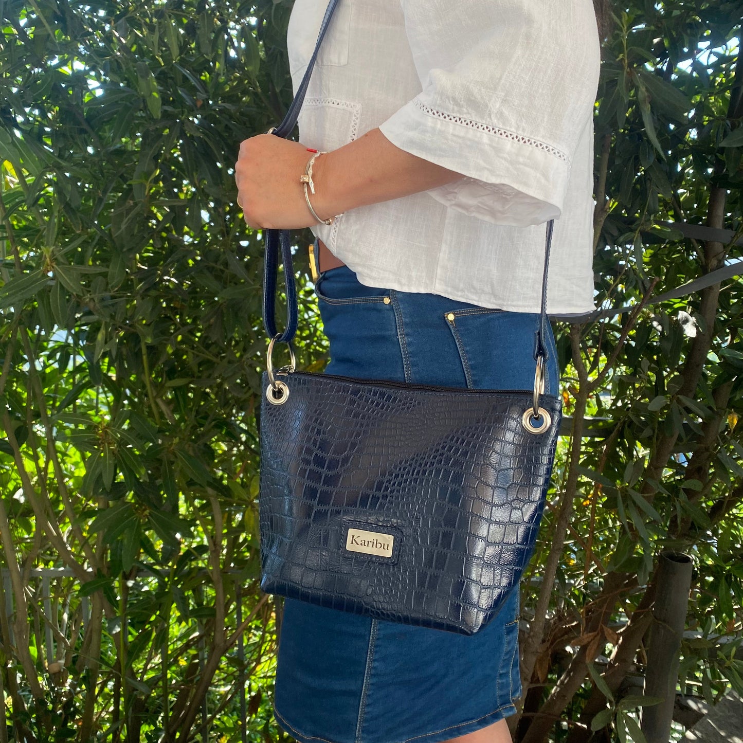 Josefa Blaue Texturierte Geldbörse